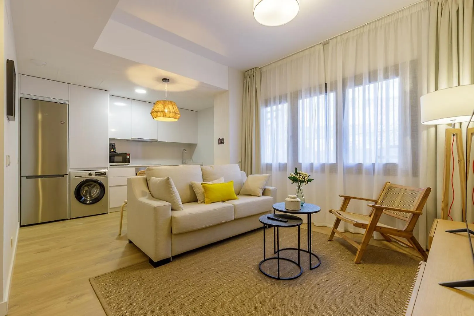 Apartment Malagueta Miramar With Shared Pool By Caleta Homes Malaga